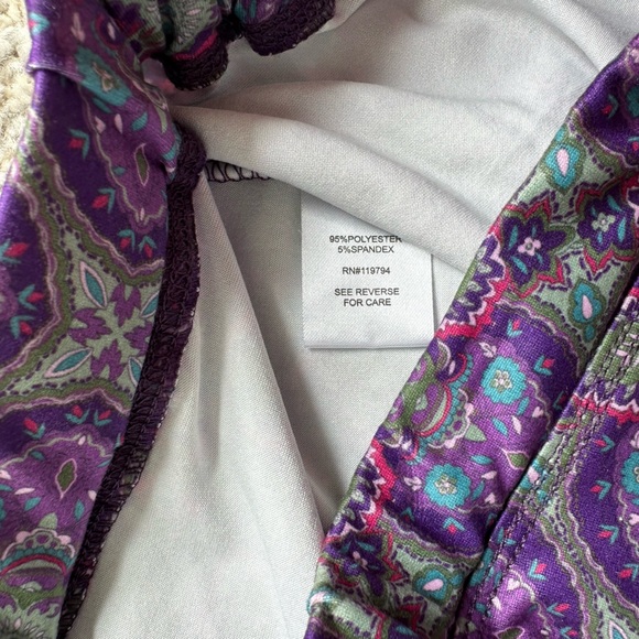 Women’s One World Purple Printed Leggings - Picture 7 of 7